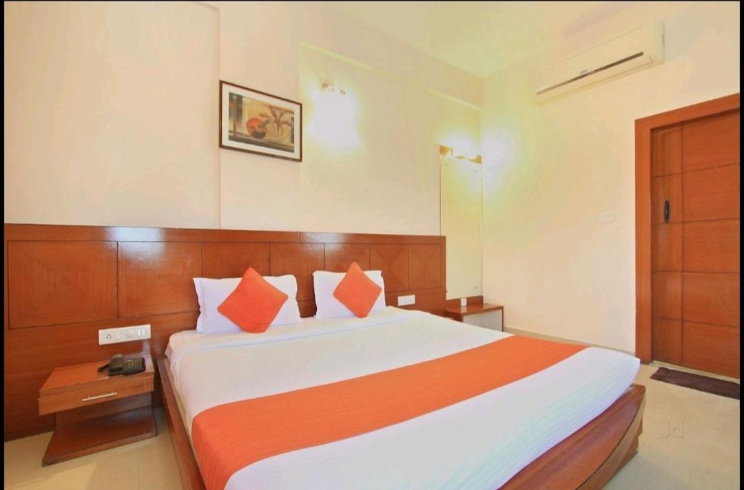 Hotel Stay By The Way Mysore Exterior foto